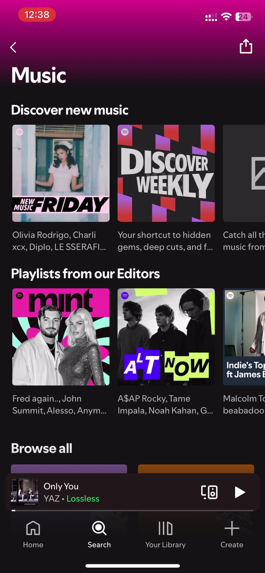 iPhoneのSpotify Musicタブ。Discover Weeklyが見え、Now PlayingはYAZのOnly You（Lossless）